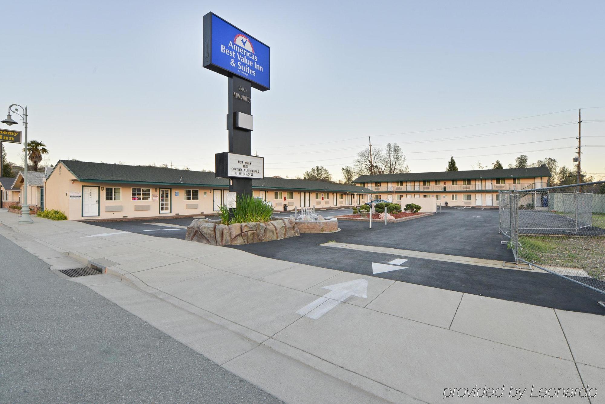 Value Inn & Suites Redding Exterior photo